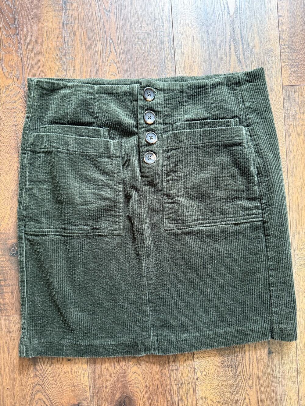 Arula Hunter Green Corduroy Mini Skirt Size X 10-12 Button Front Preppy Academia